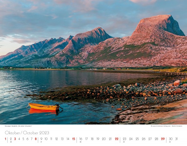 Wall Calendar Silence of the North 2023