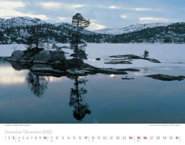 Wall Calendar Silence of the North 2023